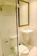 Mabolo Royal Hotel
