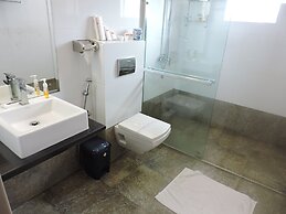 Valampuri Hotel