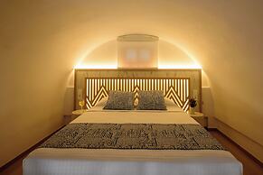 Astir Thira