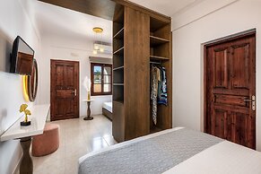 Astir Thira