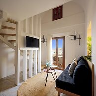 Astir Thira