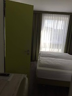 NOVINA Sleep Inn Herzogenaurach