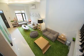 Simple Travel Stay