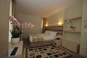 Capital Tirana Hotel
