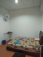 Diyana Budget Hotel - Hostel