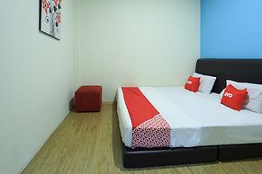 SPOT ON 90236 Zigzag Travellers Home - Hostel