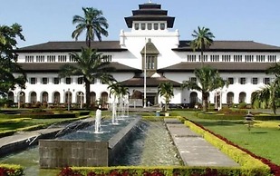 D'Best Hotel Sofia Bandung