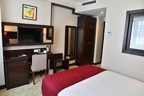 Golden Siyav Hotel