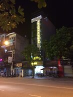 Jeanne Hotel