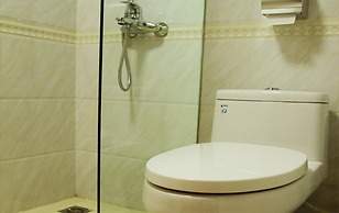 Jeanne Hotel