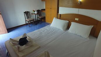 Tanyaporn House