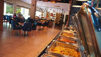 Opi Indah Hotel