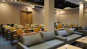 Opi Indah Hotel
