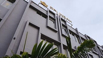 Opi Indah Hotel