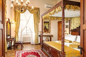 Hotel U Prince Prague by BHG