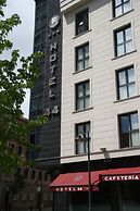 Hotel 44