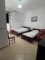 Hotel Rixhi