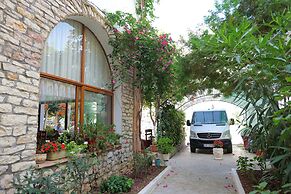 Hotel Rixhi