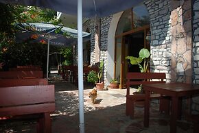 Hotel Rixhi