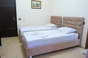 Hotel Rixhi