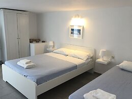 Villa Thea