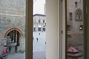 Casa Isolani Piazza Maggiore 1.0