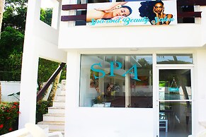 Ahnvee Resort Adults Only
