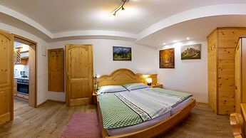 Villa Flora Apartments