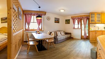 Villa Flora Apartments