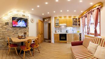 Villa Flora Apartments