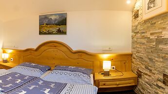 Villa Flora Apartments