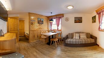 Villa Flora Apartments
