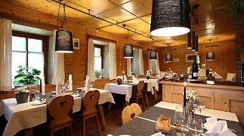 LARET private Boutique Hotel - Adults only