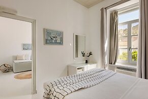 Hydra Hotel
