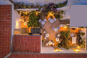 Hydra Hotel