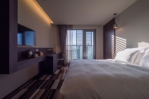 Watermark Hotel Kaohsiung Station