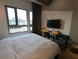 Watermark Hotel Kaohsiung Station