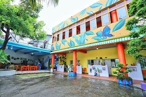 Yingxun Hotel