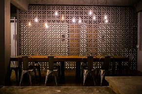 Silom Space Hostel