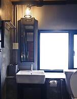 Silom Space Hostel