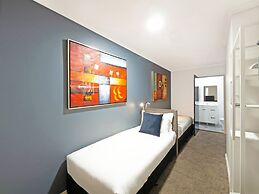 28 Hotel