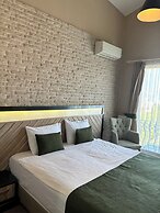 Aldino Residence