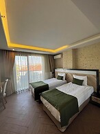 Aldino Residence
