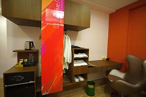 five6 Hotel Splendour