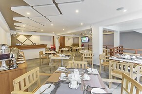 Kuredhi Beach Inn