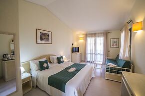Albaruja Hotel