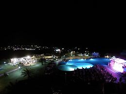 Rey Beach Club