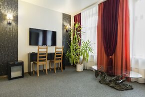Amber hotel