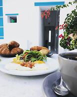 Taki's Guests