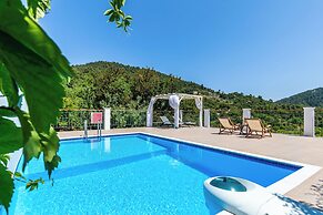 Skopelos Country Villas